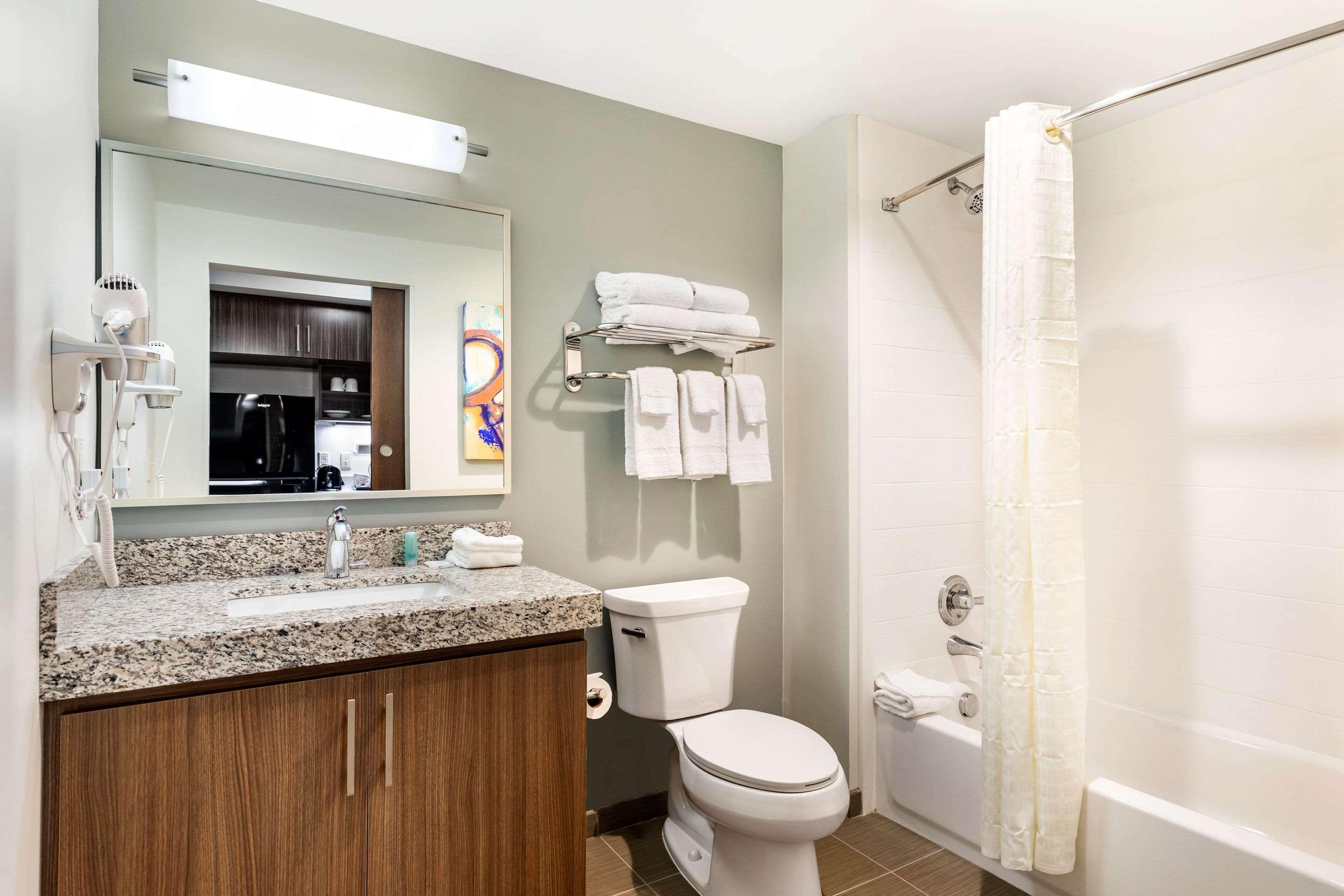 Mainstay Suites Lancaster Dallas South Экстерьер фото