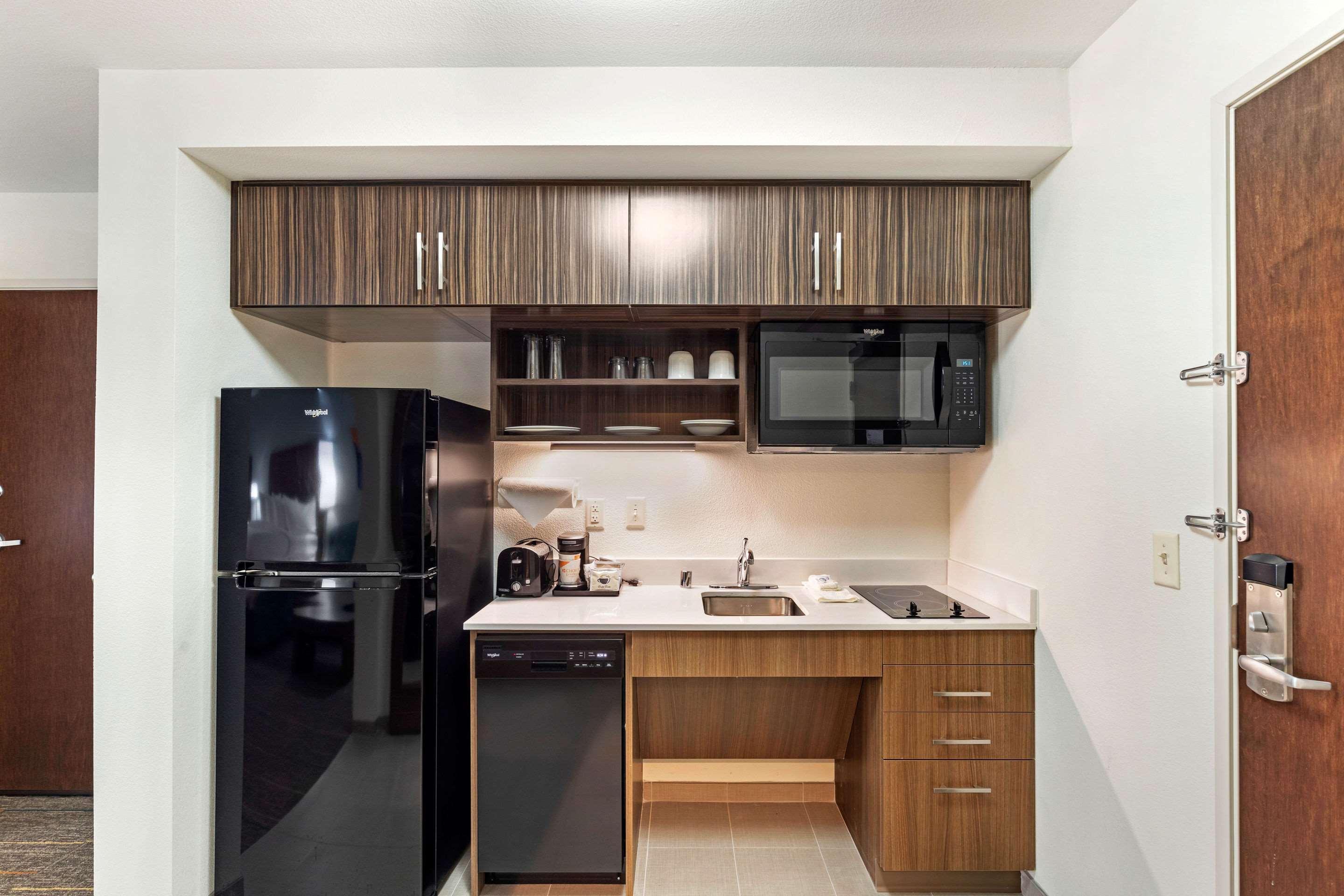 Mainstay Suites Lancaster Dallas South Экстерьер фото